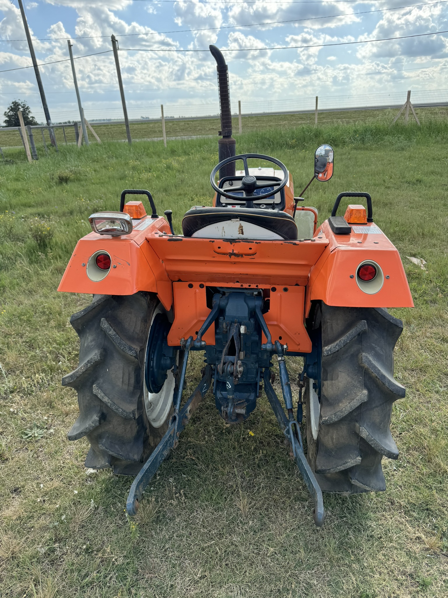 TRACTOR KUBOTA  L2002 - 20HP - 650hrs