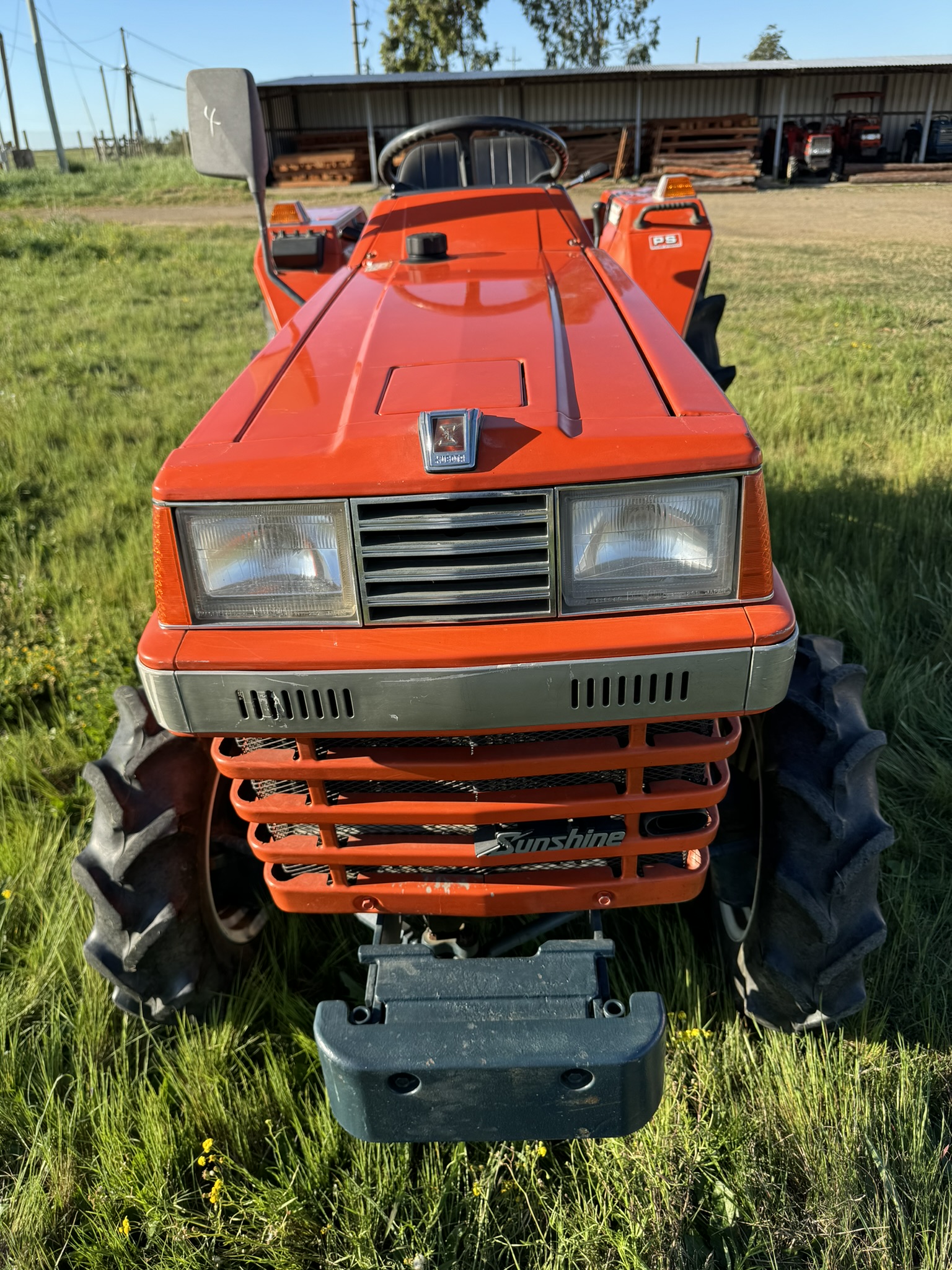 TRACTOR KUBOTA SUNSHINE L1-225 - 27HP