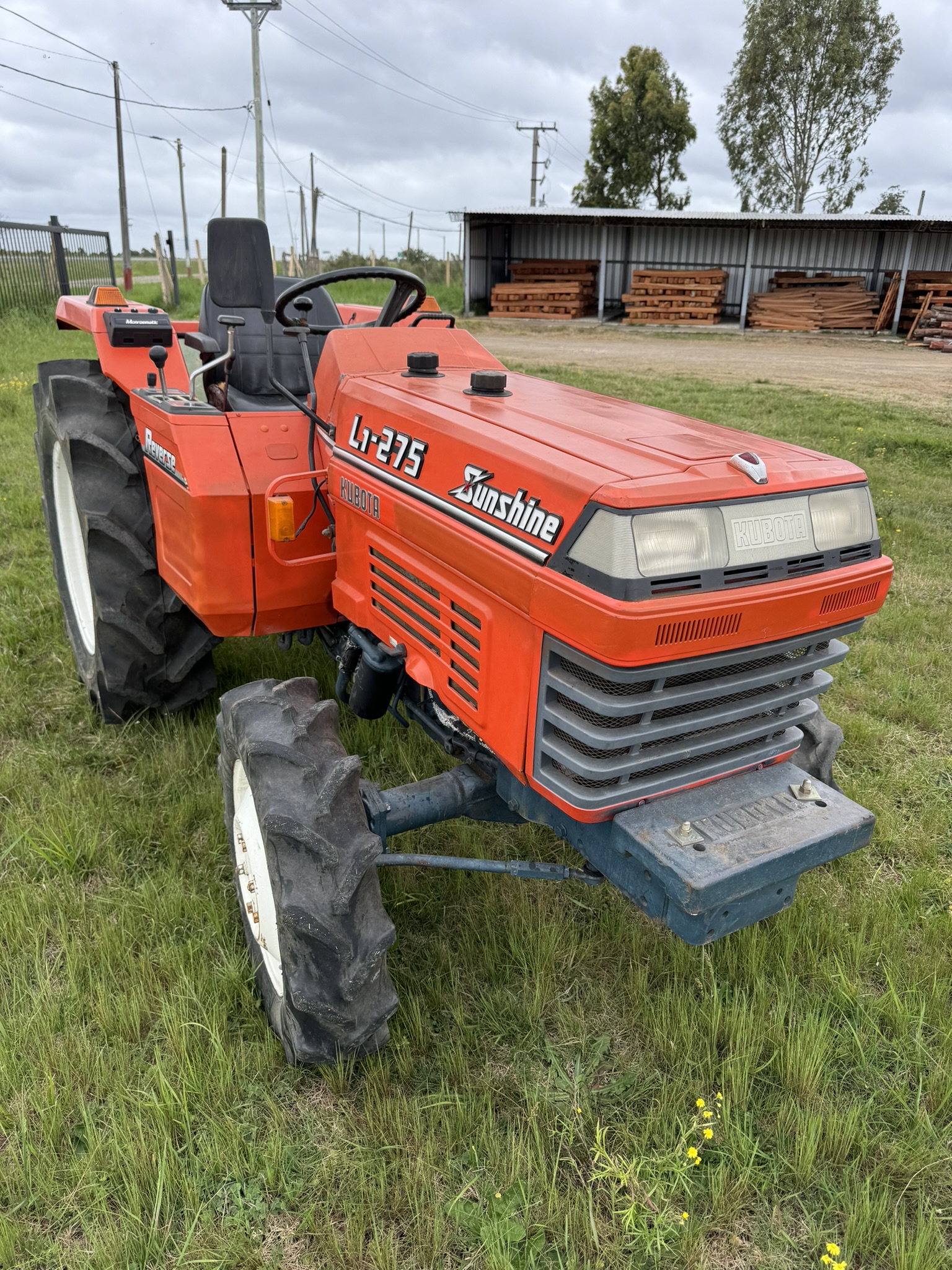 TRACTOR KUBOTA SUNSHINE L1-275 - 30HP