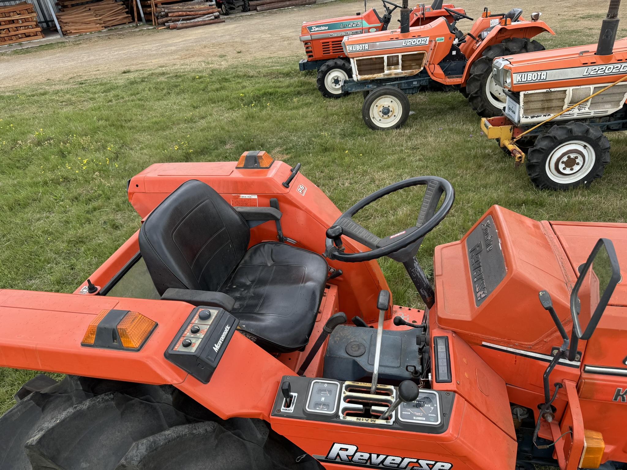 TRACTOR KUBOTA SUNSHINE L1-275 - 30HP